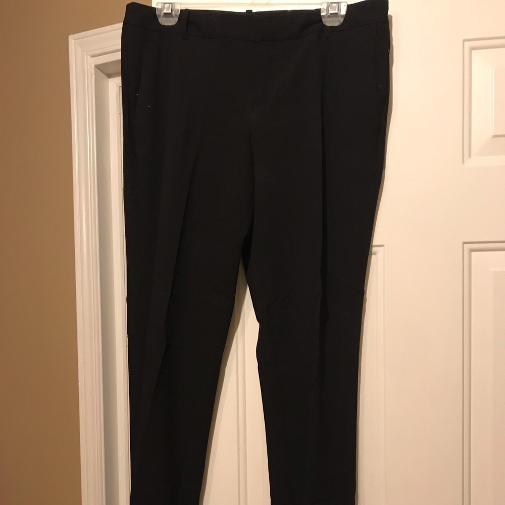 Calvin Klein - Women’s Black Dress Pants - 8